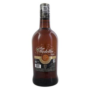 Ron Medellín Añejo 3 Años 750 Ml